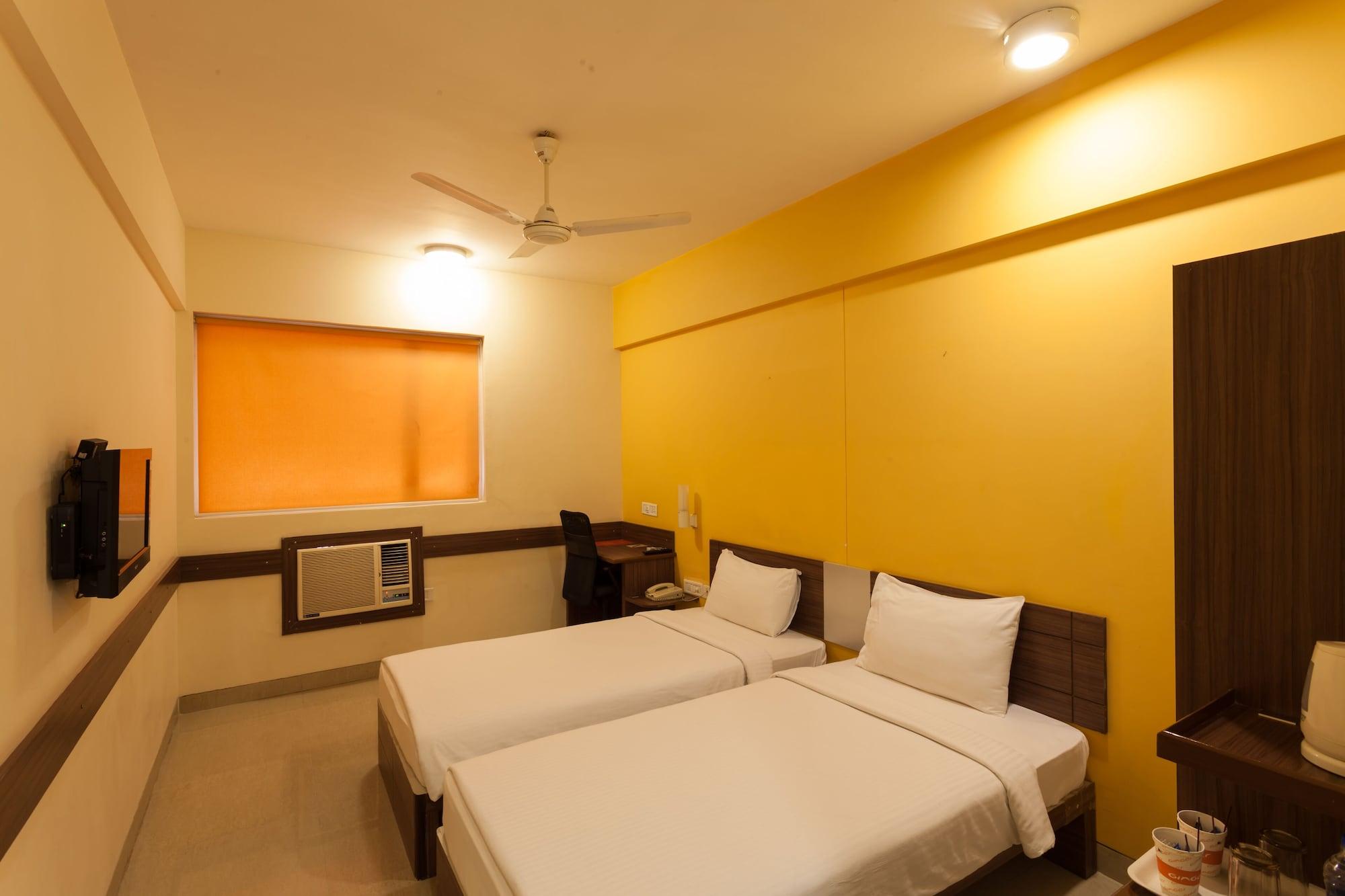 Hotel Agartala Esterno foto